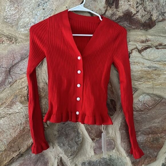 Commense Ruffled Trim Pearl Button Long Sleeve Cardigan size small - Picture 3 of 4